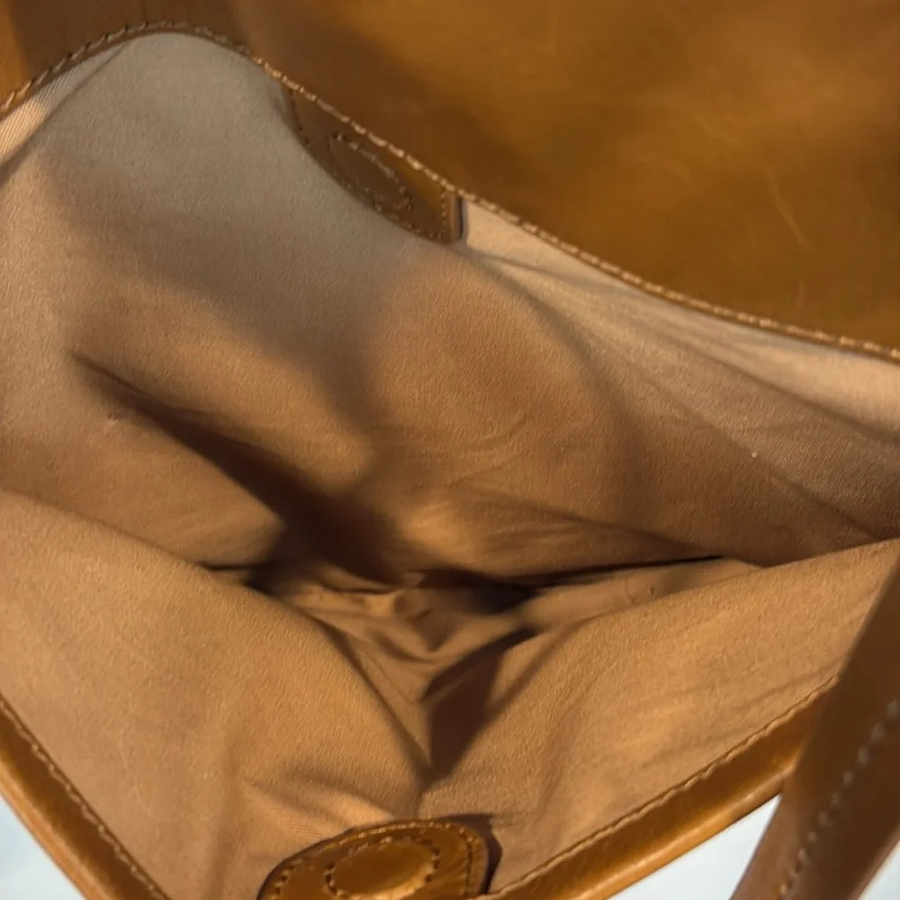 HOBO International Tan Leather Tote Shoulder Handbag